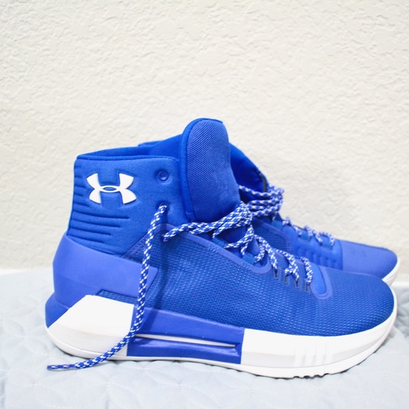 under armour men's team drive 4 basketball shoe